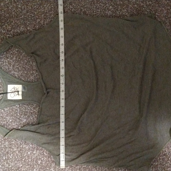 CHASER tank top size medium - Picture 6 of 7